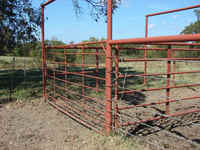Steel & Cable Working Corrals