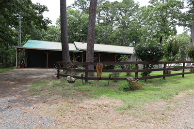Eastern Oklahoma Recreational Home on 1.74 acres